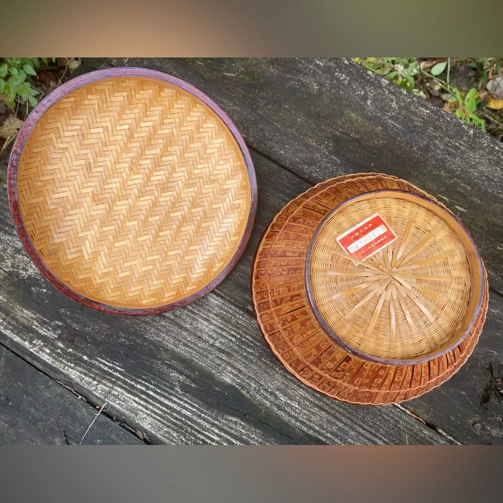 Vintage Shanghai Handicrafts Chicken Hen Wicker Woven Basket!